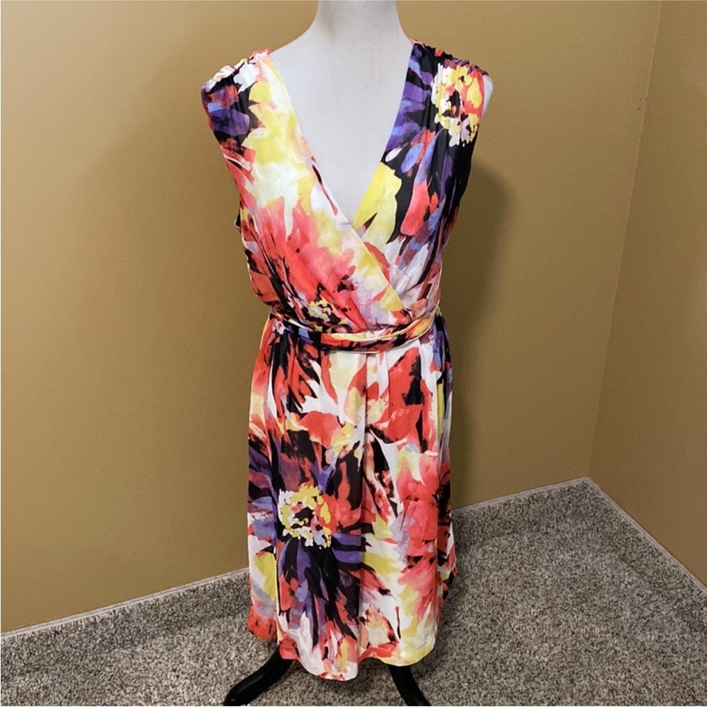 😊 Bundle of 5 Woman’s Dresses Size 8 - Picture 11 of 13